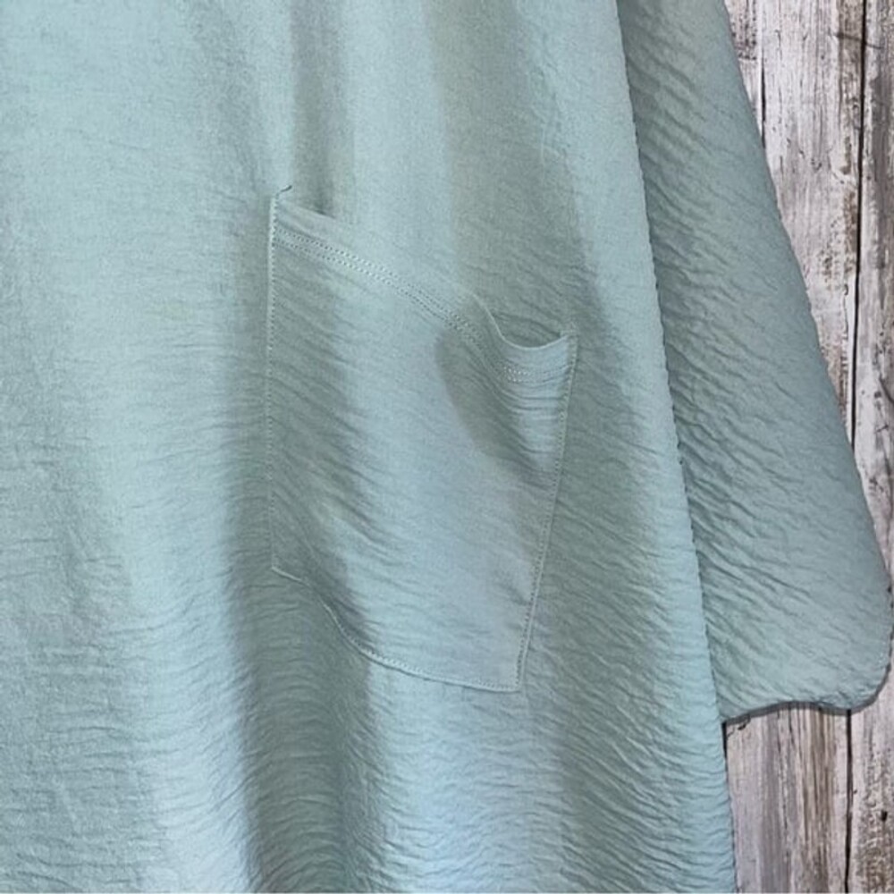 Zenana V Neck Woven Airflow Dolman Short Sleeve 3X Blue Grey - Picture 6 of 7